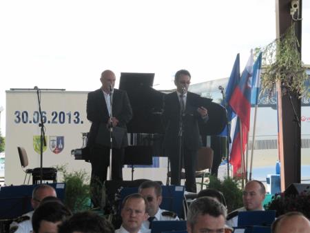 Prireditev ob vstopu Hrvaške v EU na mejnem prehodu Gibina 3